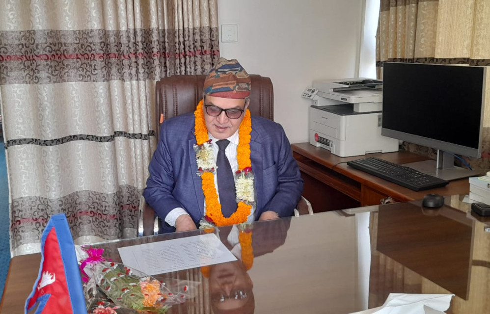 स्वास्थ्य सेवा विभागको महानिर्देशकमा डा. वाराकोटी नियुक्त