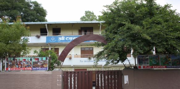 शिक्षक आन्दोलनमा उत्रिँदा देशभरका सामुदायिक विद्यालय बन्द