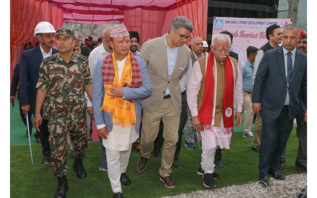 ऊर्जा मन्त्री खड्का र भारतीय समकक्षीद्वारा अरुण तेस्रो आयोजनाको अवलोकन