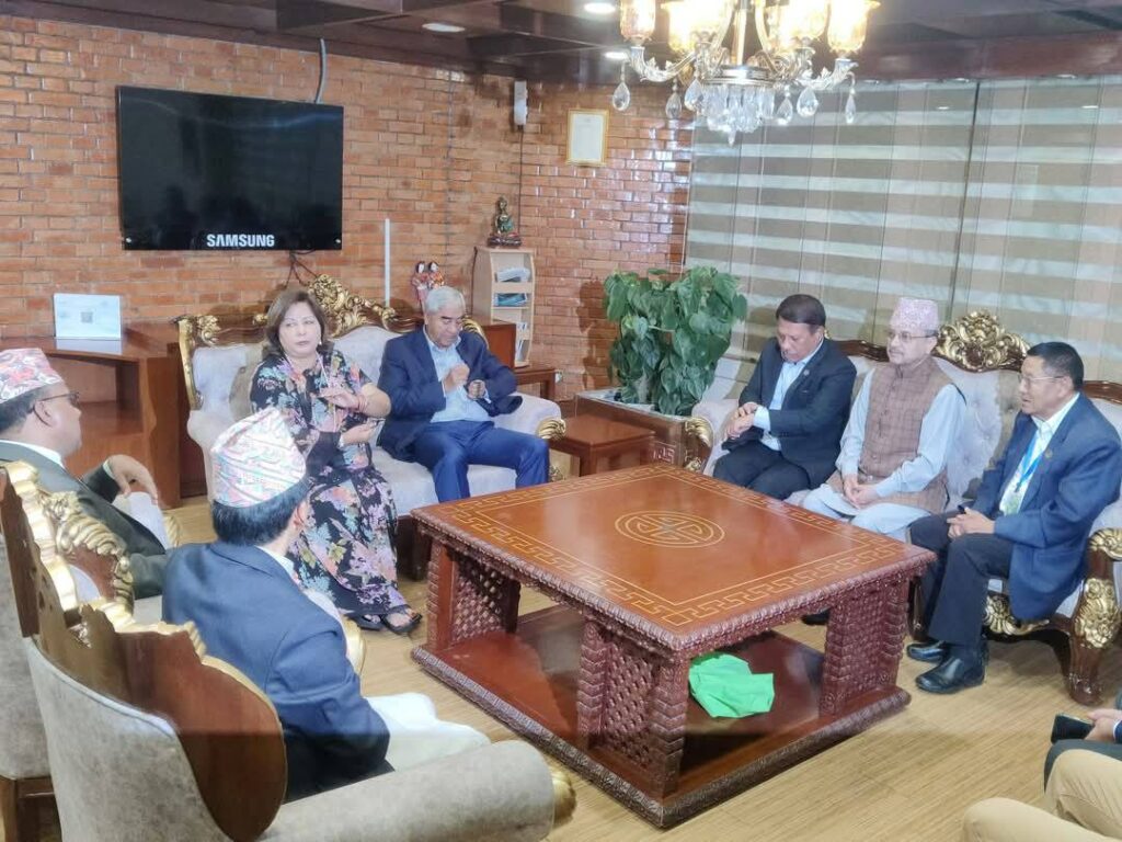 सत्ता गठबन्धनबीच कुनै विवाद छैन : देउवा