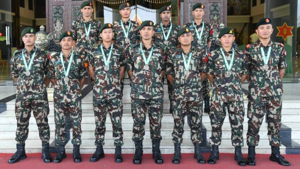 नेपाली सेनाको स्वर्ण पदक विजेता टोलीलाई जंगी अड्डामा सम्मान