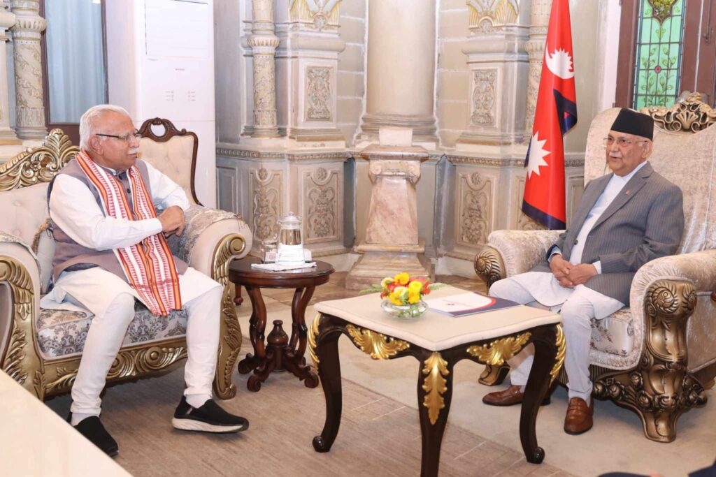 प्रधानमन्त्रीसँग भारतीय विद्युत्मन्त्रीको भेट