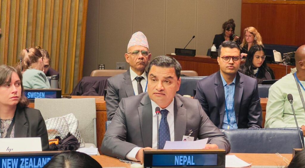 नेपालको स्वास्थ्य सेवा सुधारमा सघाउन अन्तर्राष्ट्रिय समुदायसँग मन्त्री पौडेलको आग्रह