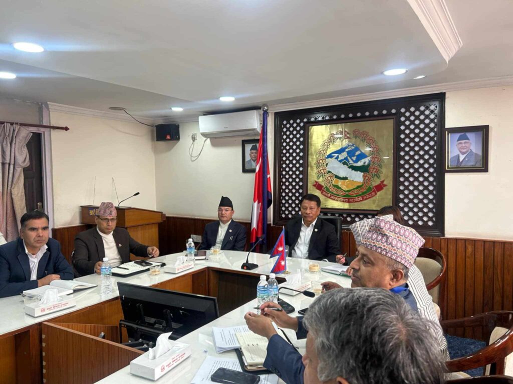 वायु प्रदूषण कम गर्न सबैले भूमिका खेलौँ : कावा प्रधानमन्त्री सिंह