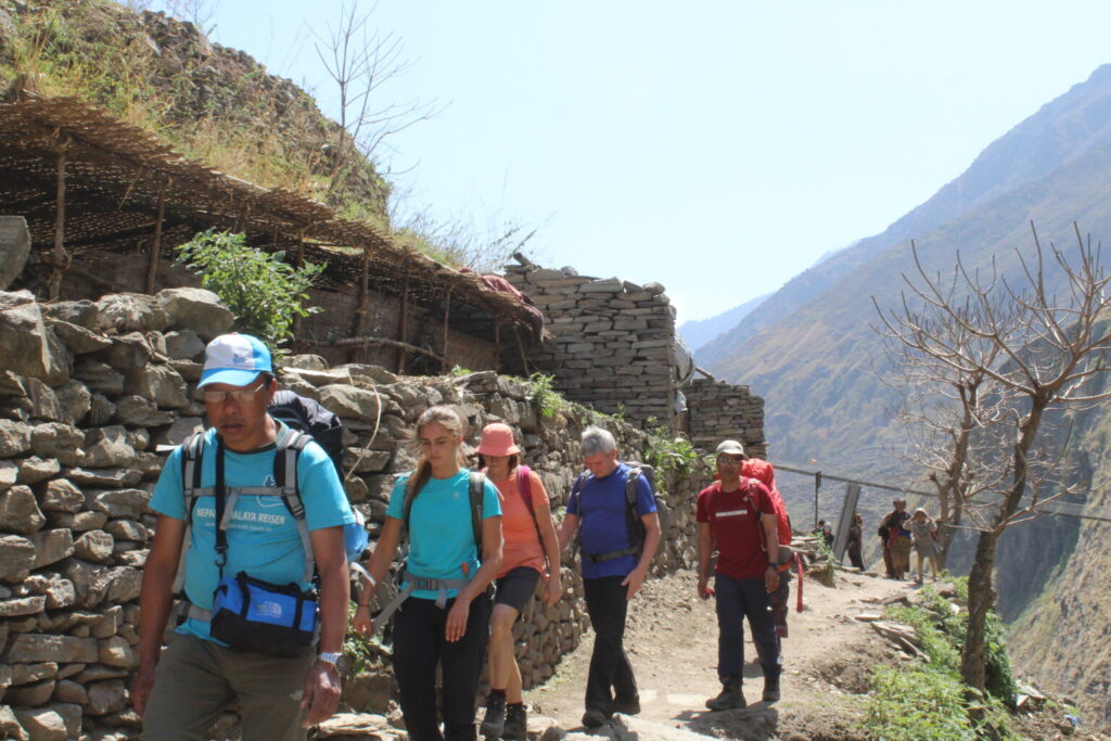 मनासलु क्षेत्रमा रेकर्ड ब्रेक: वैशाखसम्ममा १२ हजारभन्दा बढी पर्यटक