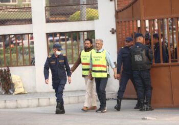 रवीन्द्र मिश्रलाई हाजिरी जमानीमा छोड्न सर्वोच्चको आदेश