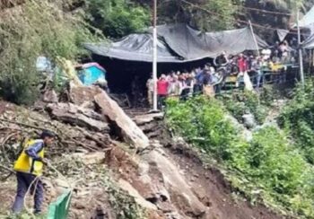 भारतको उत्तराखण्डमा पहिरोमा परी ९ जना मजदूर बेपत्ता