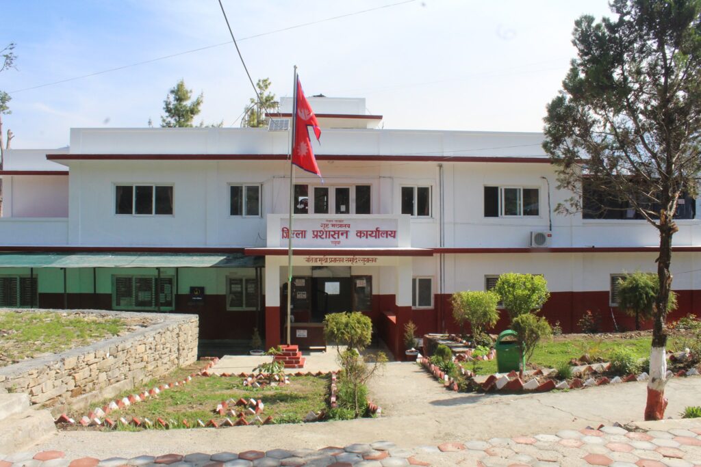 रसुवास्थित नदी, खोला किनारका बासिन्दालाई सचेत रहन अनुरोध