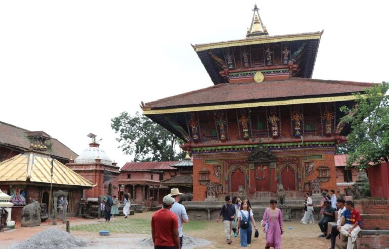 चाँगुनारायणको काँखमा कलाकारको रङमा साहित्यकारको कलम कोरियो…