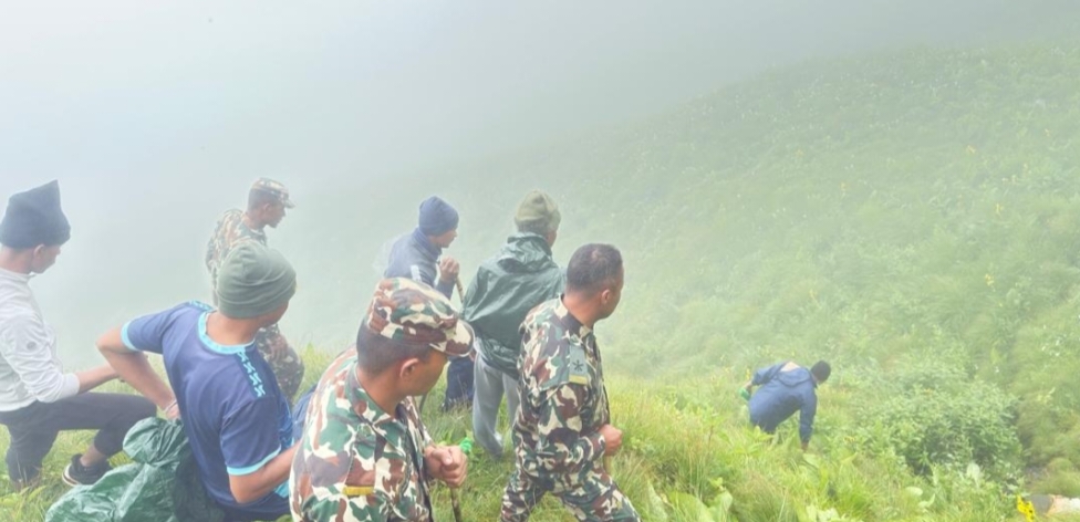 बडिमालिकामा लडेर मृत्यु भएका दुई तीर्थयात्रीको सेनाद्वारा उद्धार
