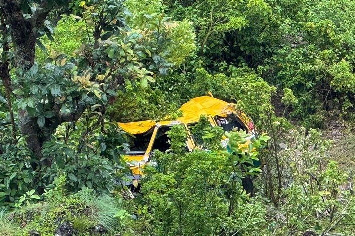 जाजरकोटमा एम्बुलेन्स दुर्घटना, चालकको मृत्यु