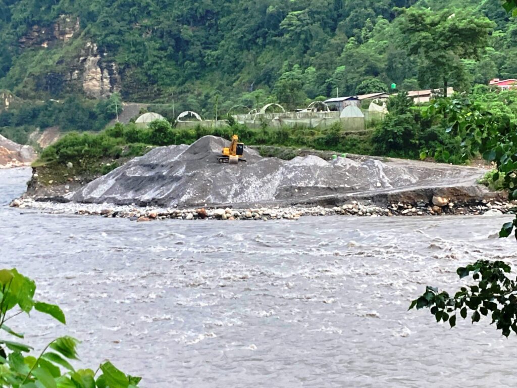 बर्खामै कालीगण्डकी नदी दोहन, नियम बेवास्ता