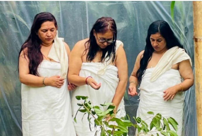 छोरीद्वारा बाबुको किरियाः समाजमा सङ्घर्ष, प्रधानमन्त्री र पूर्वराष्ट्रपतिद्वारा समवेदना