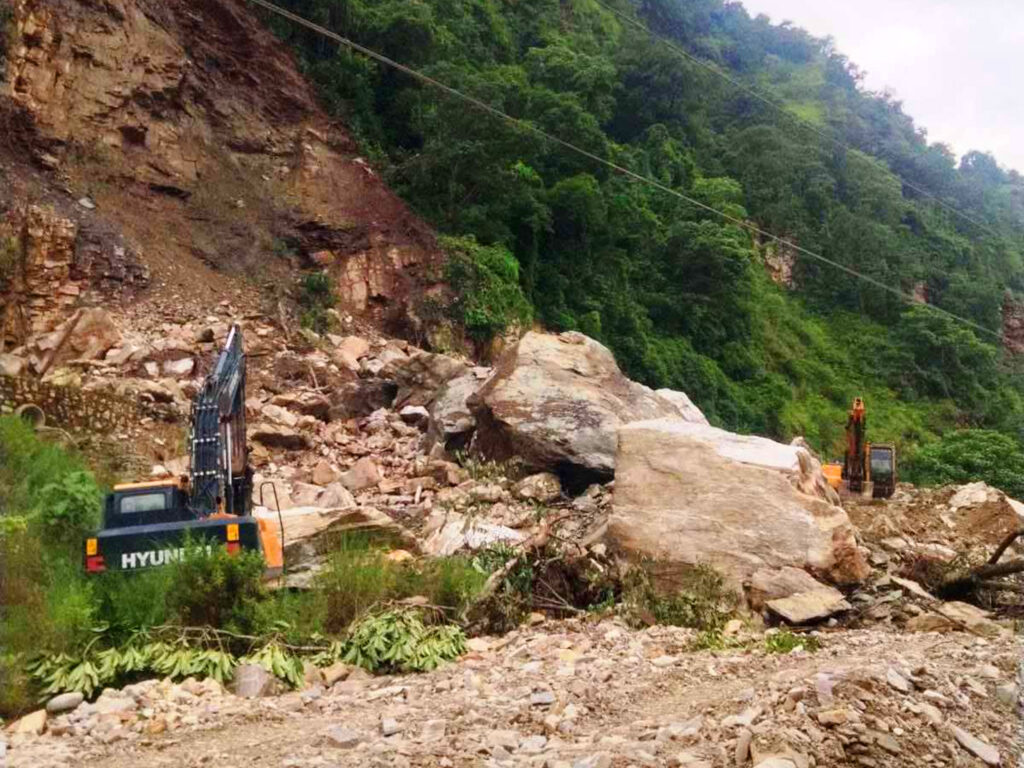 गुल्मीमा कालीगण्डकी करिडोर र रिडी–वामीटक्सार सडक अवरुद्ध