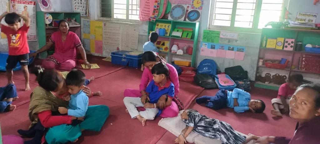 ‘अन्य विद्यार्थीसँगै पढ्छन् अपाङ्गता भएका विद्यार्थी’