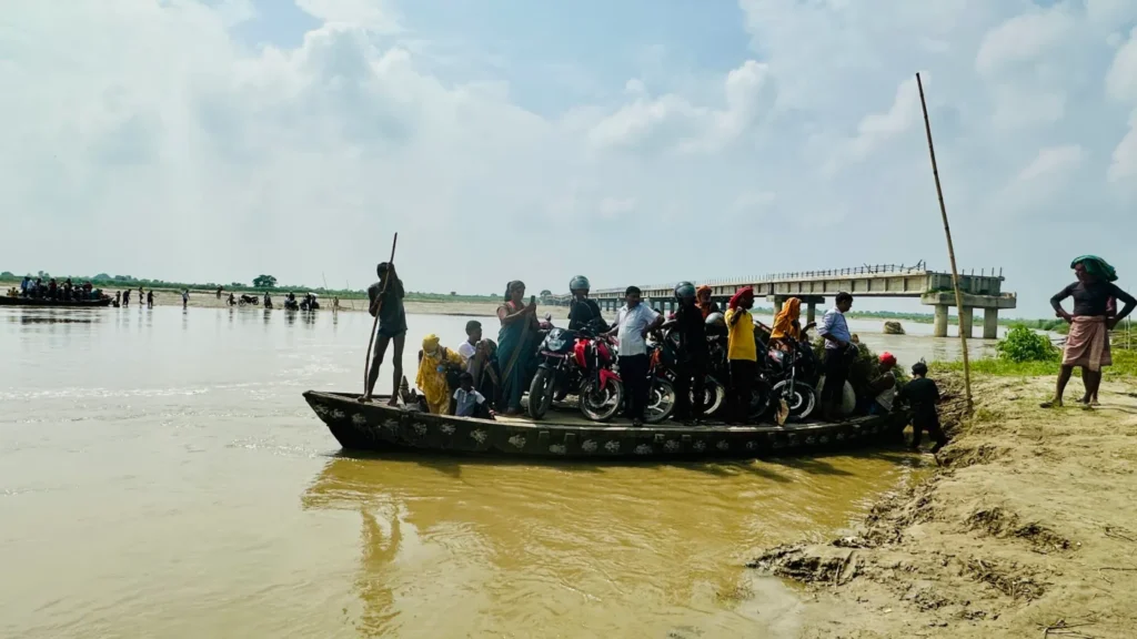 चौध वर्षमा पनि बनेन कमलामा पुल