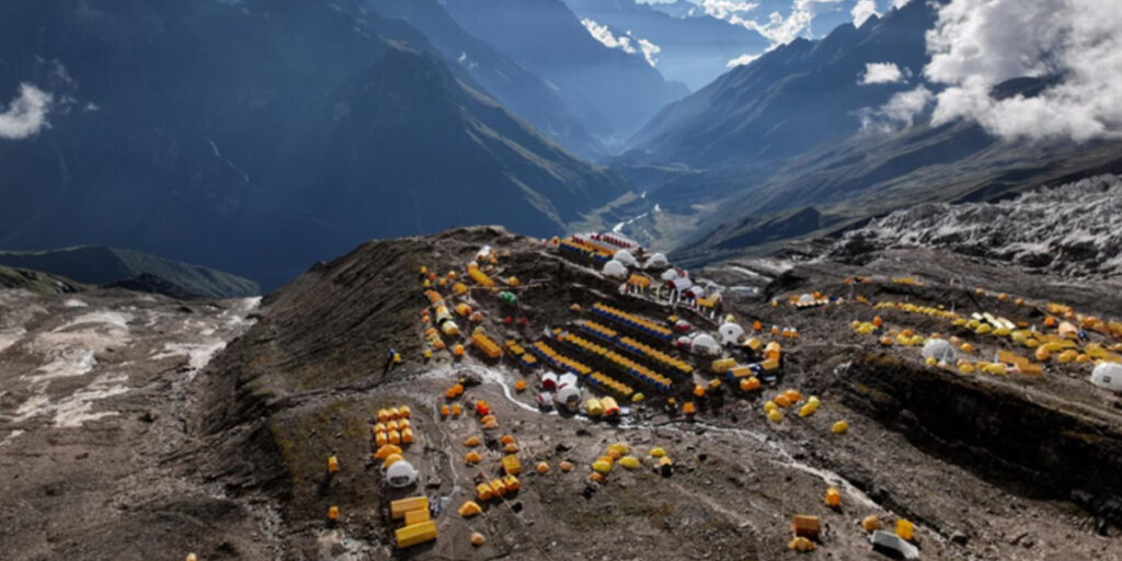 मनास्लु आरोहण गर्न दुई सय २४ जनाले लिए अनुमति