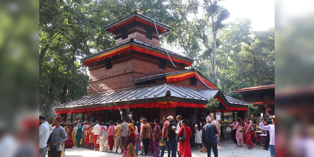 नवरात्र : शक्तिपीठमा भक्तजनको भीड