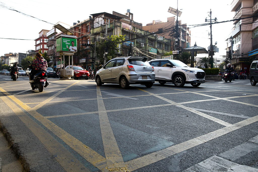 ललितपुर–मकवानपुर–सिन्धुली सडकमा चाडपर्वलक्षित सवारी व्यवस्थापन