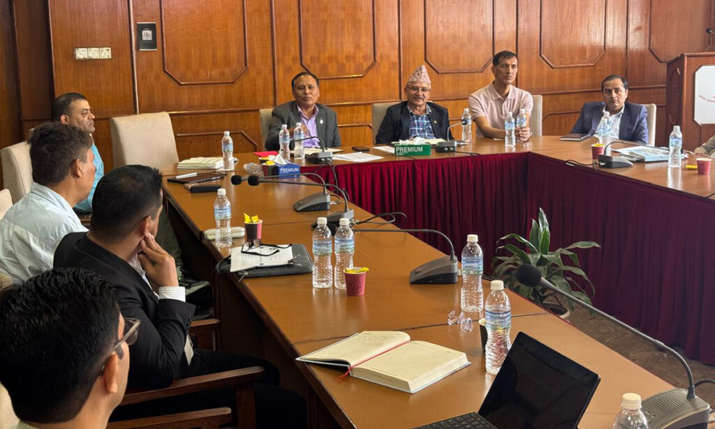 काम नगरी अलपत्र परेका सडक र पुलका तोडिँदै २३४ ठेक्का