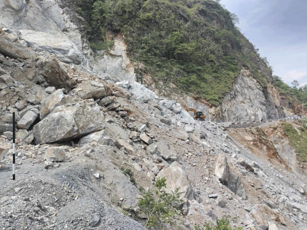 कालीगण्डकी करिडोर र मदन भण्डारी राजमार्गसहित गुल्मीका तीन मुख्य सडक अवरुद्ध