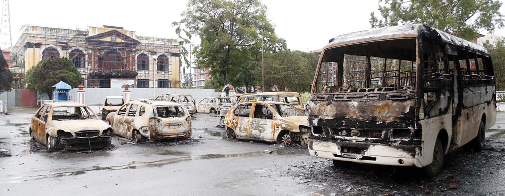 सिंहदरबारमा जले ४४१ गाडी र ६०१ मोटरसाइकल