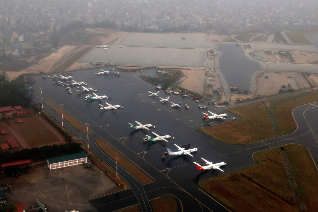 हवाई उडान सामान्य प्रभावित