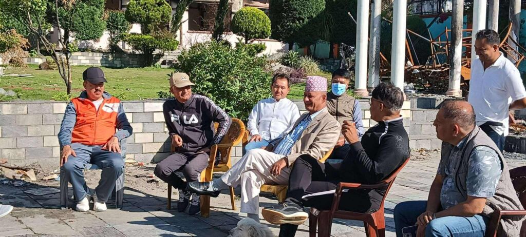 भागेको भनिएका पूर्वमन्त्री खड्का जलेको घरबाटै सार्वजनिक