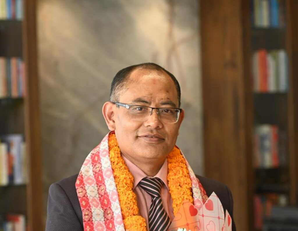 नवनियुक्त प्रमुख कार्यकारी अधिकृत शाक्यले गरे पदभार ग्रहण