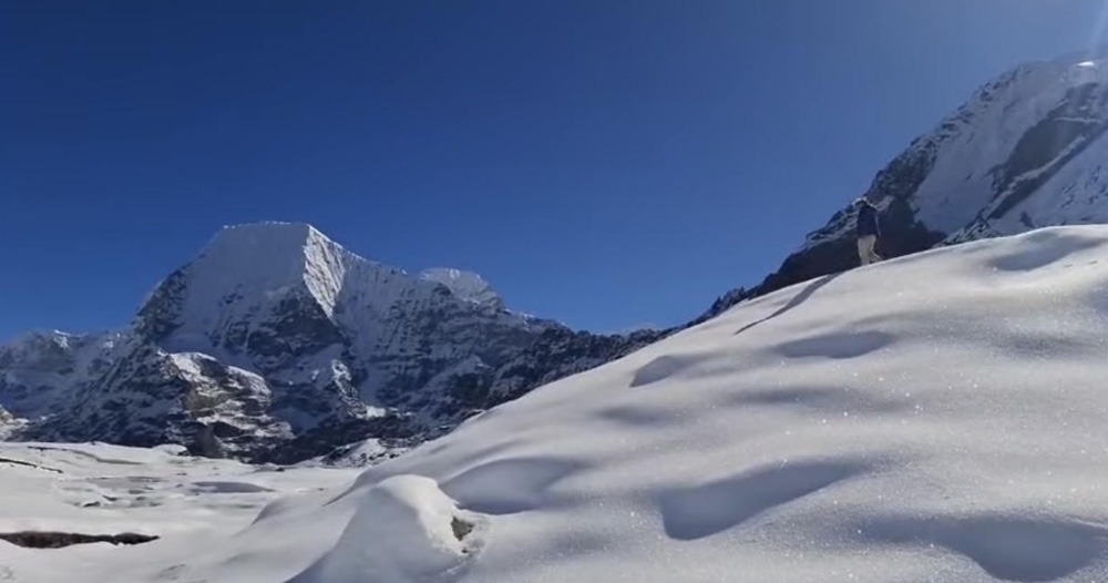 रोल्वालिङमा भीषण हिमपहिरो : ४ जनाको उद्धार, ५ जना अझै बेपत्ता