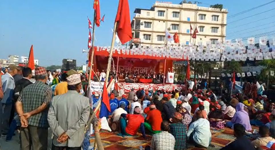 विर्तामोडमा एमालेको जनसभा