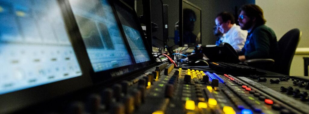 आज विश्व टेलिभिजन दिवस