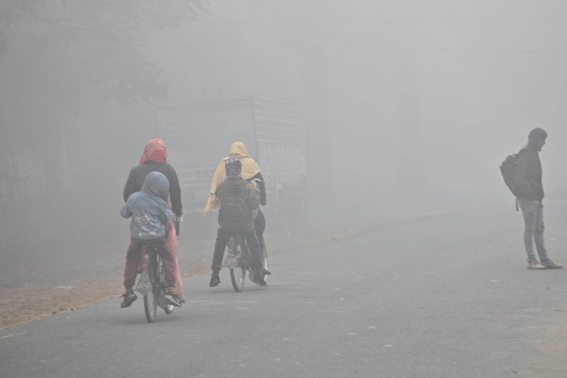 उदयपुरमा चिसो बढेपछि बालबालिका र वृद्धवृद्धा प्रभावित
