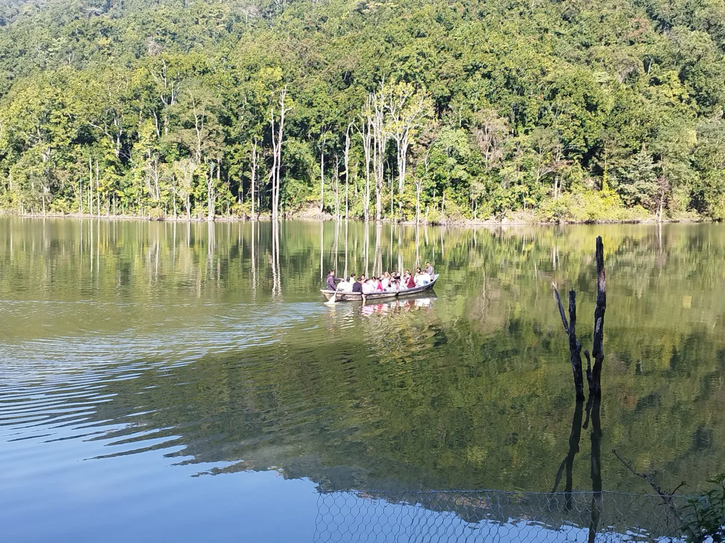 आन्तरिक पर्यटकको रोजाइ बन्दै बाह्रकुने दह