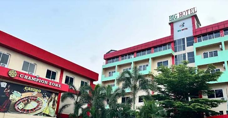 विराटनगरका दुई क्यासिनोमा छापा, २० जना नियन्त्रणमा