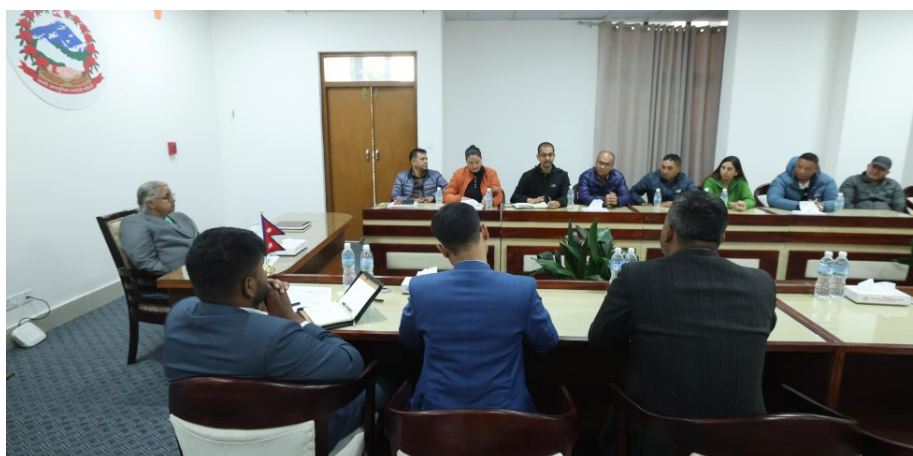 ‘जेनजी’ प्रदर्शनमा सहादत प्राप्त गरेका सहिदका परिवारको पीडा बुझ्दै प्रधानमन्त्री कार्की