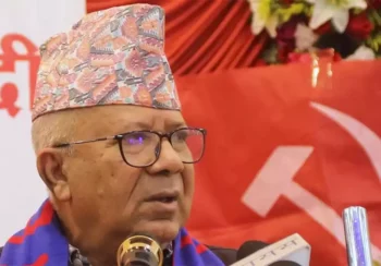 विदेशी चाकडी वा मुकाबिलाबाट होइन, राष्ट्रिय एकताले देश बच्छ: माधव नेपाल