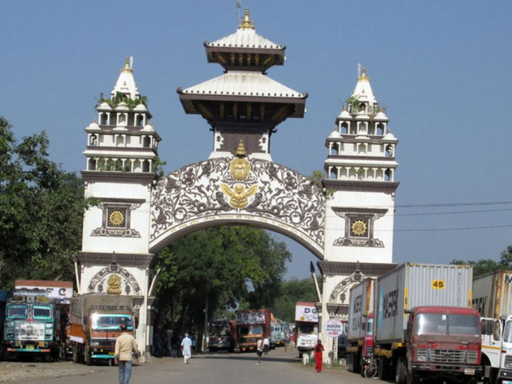 वीरगञ्ज भन्सारले चार महिनामा उठायो ३३ अर्ब राजस्व