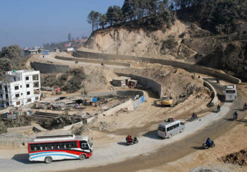 अरनिको राजमार्ग : साँगा–धुलिखेल सडक स्तरोन्नति तीव्र