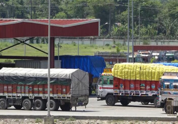 वीरगञ्ज हुँदै छ महिनामा १२ अर्बको खाद्यान्न आयात