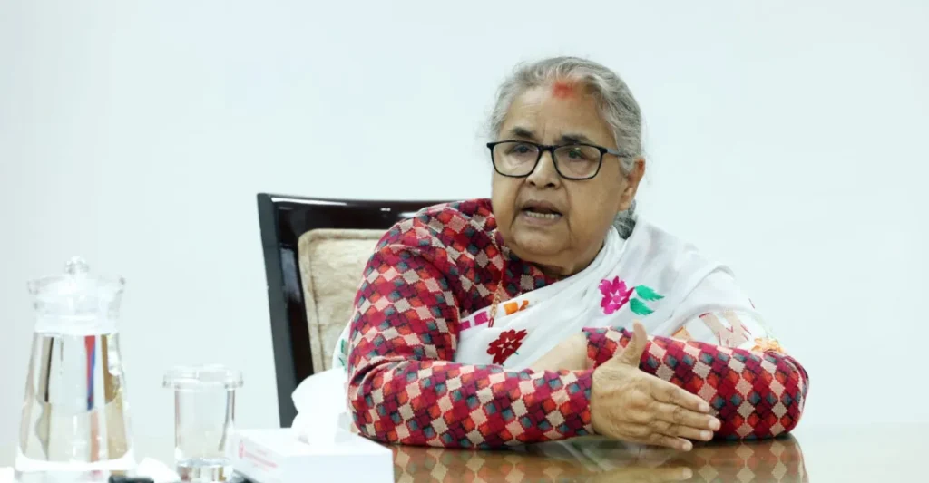 निर्वाचनबारे छलफल गर्न प्रधानमन्त्रीले बोलाइन् मन्त्रीहरूसहितको बैठक