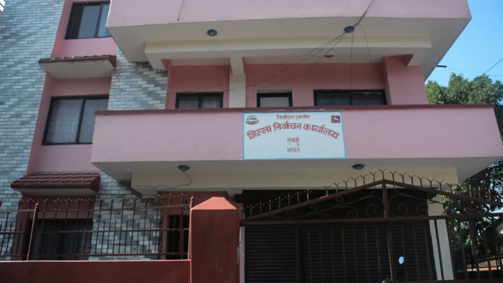 तनहुँमा पुरुषभन्दा महिला मतदाता बढी