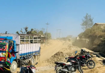 भोट फेरिन्छ, सत्ता फेरिन्छ; उदयपुर–२ को सडक किन फेरिँदैन?