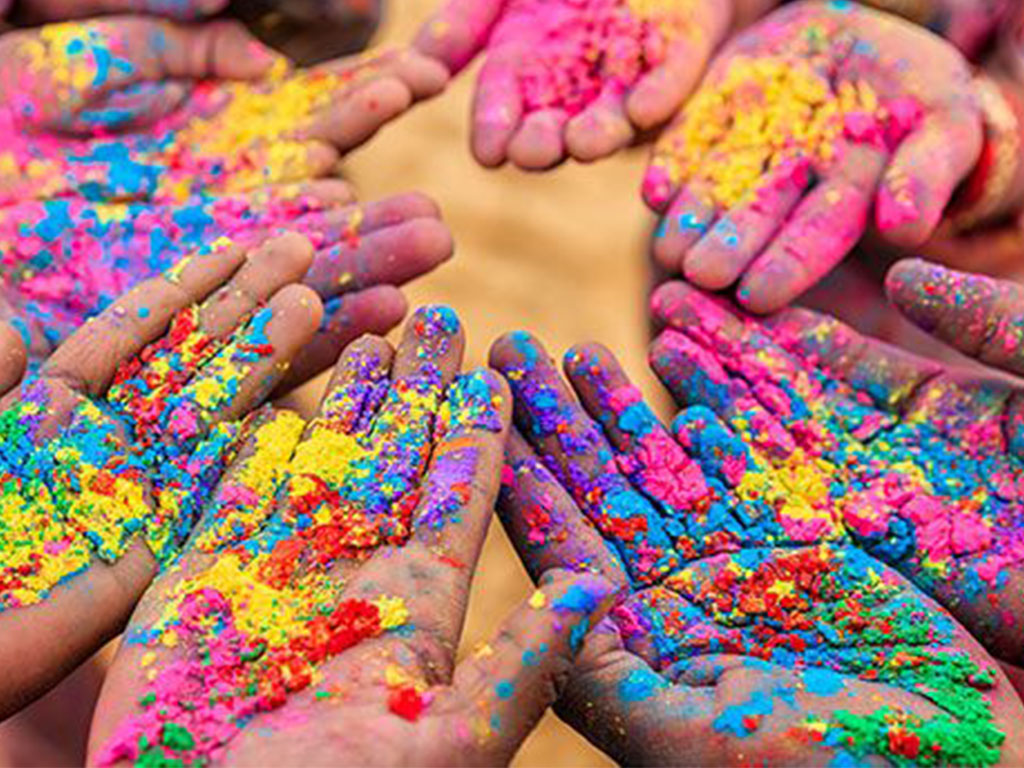 सार्वजनिक स्थानमा होली नखेल्न प्रशासनको आग्रह